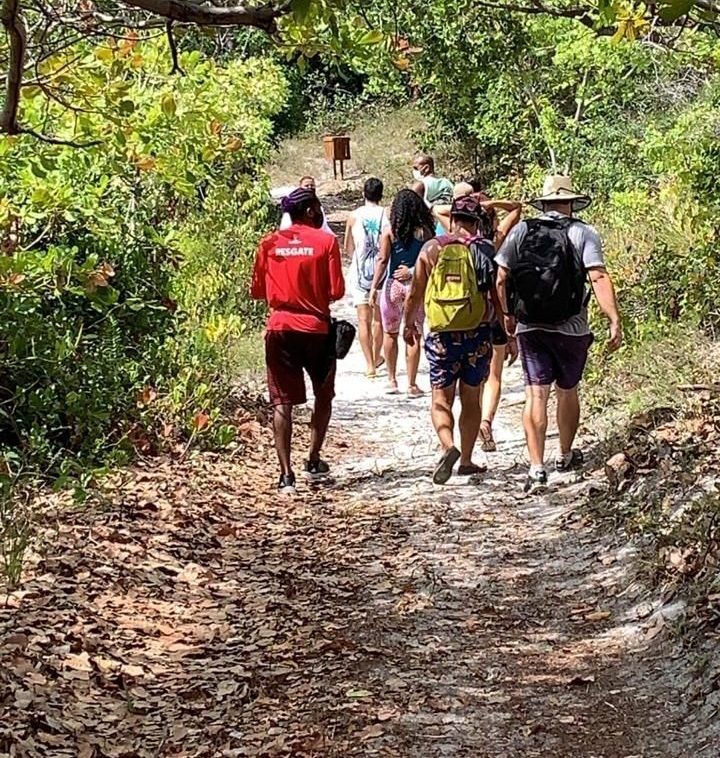 Caminhada ecológica na Trilha da Lagoa